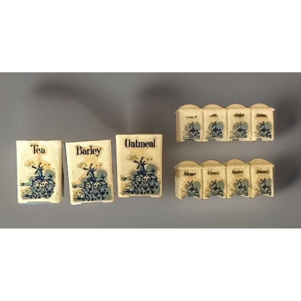 Vintage Set of Spice Canisters And Kitchen Canisters 5 Pieces Tea Oatmeal
